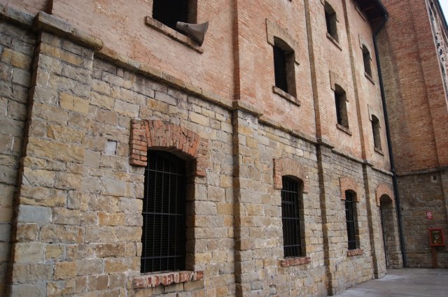 Dallo scavo al museo - Pon Archeologia